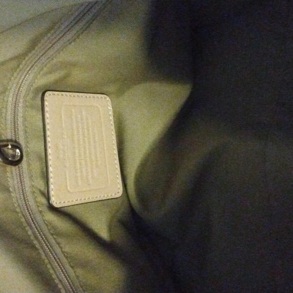 Coach leather monogram shoulder bag - Picture 12 of 12